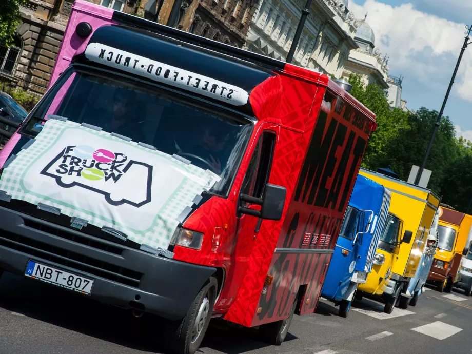 Idén is bejárja az országot a Food Truck Show karavánja