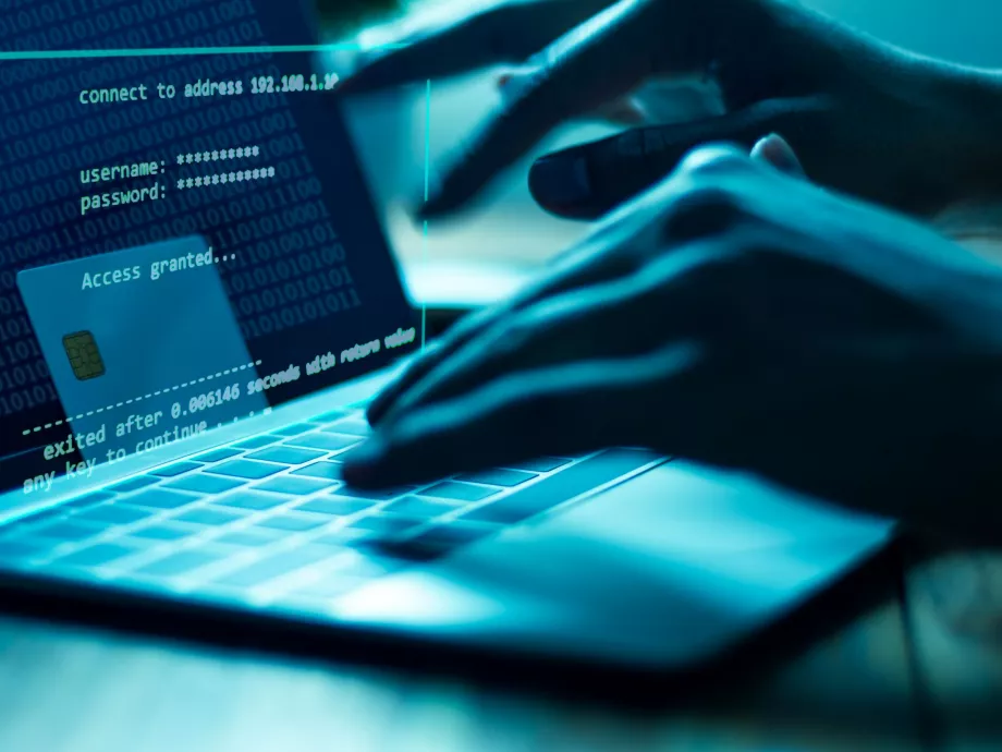 Szédítő magasságokba törhet az online fizetési csalások száma