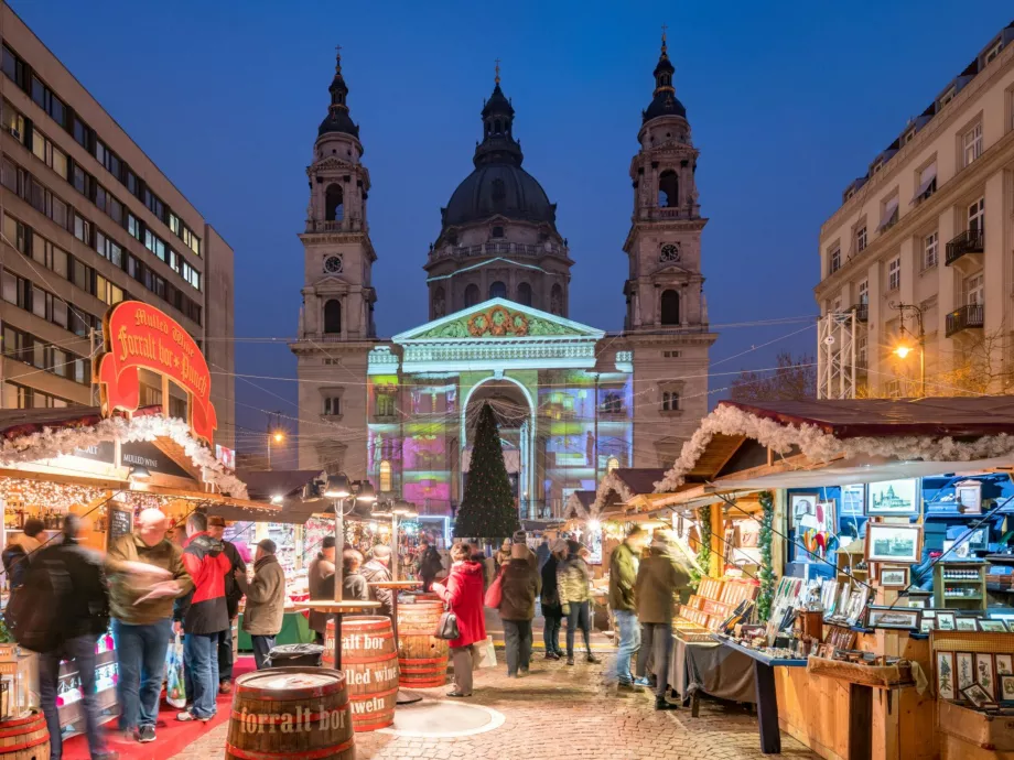 Ismét Európa legjobb karácsonyi vására lett az Advent Bazilika