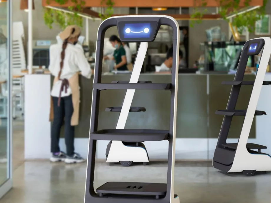 Kiszolgáló robotok a vendéglátásban