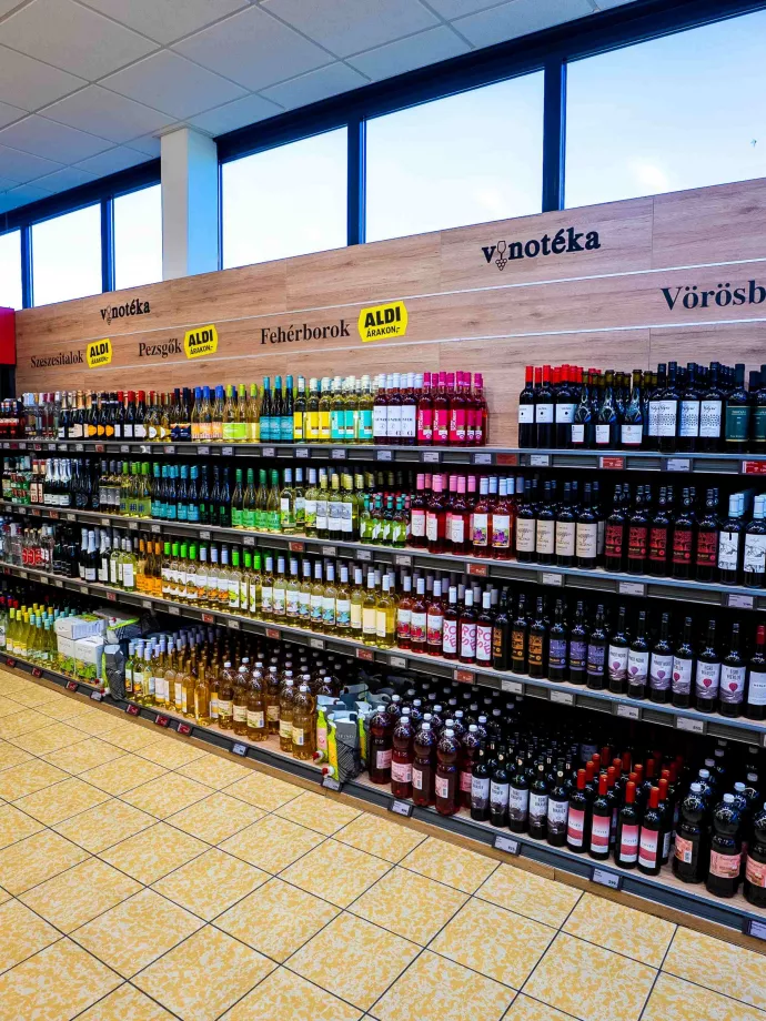 Csökkennek a vörösborok árai az ALDI-nál