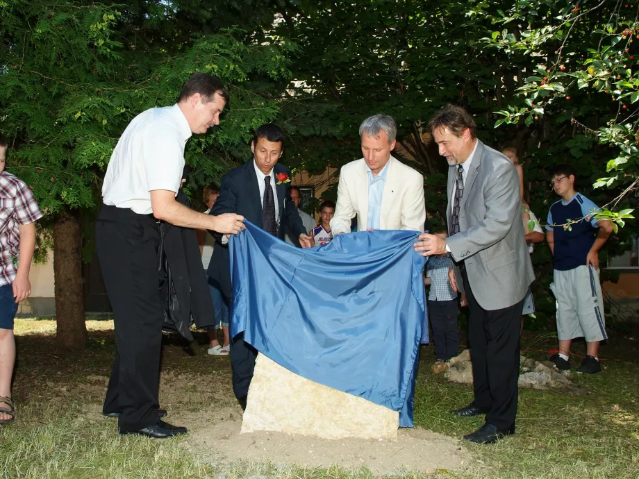 „Tegyünk Együtt a Gyermekekért” program