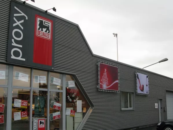Belga szupermarketlánc Szerbiára kacsingat