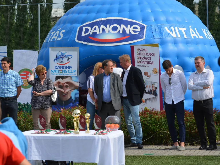 „Higgy az álmaidban”: Debrecen gyermekcsapata nyerte a budapesti döntőt