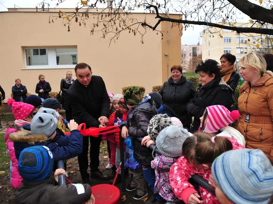 Zöldben játszani is jobb!