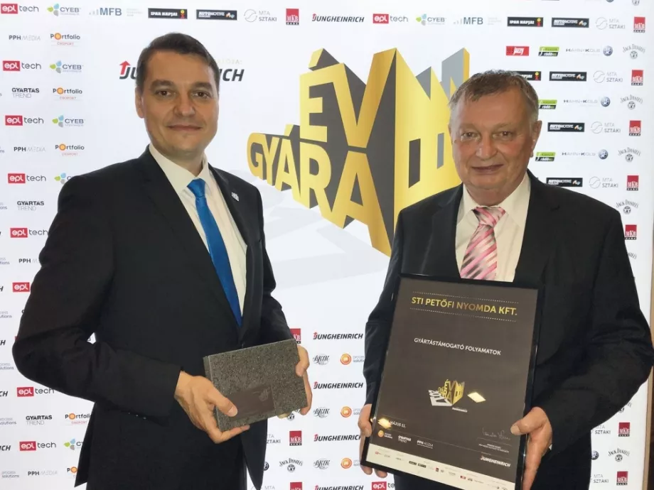 Lendületben az STI
