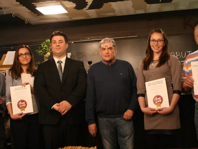 Aranyszalagot nyert egy paprikaőrlemény