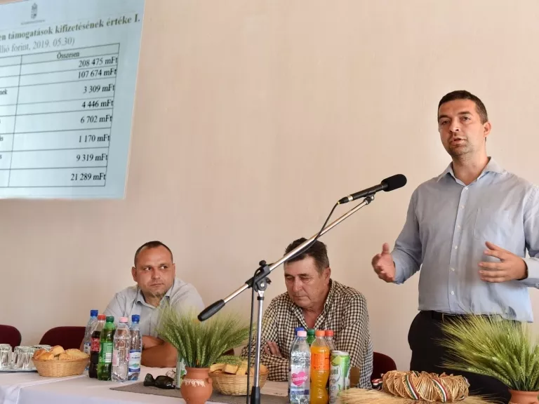 Fejlett vetőmagválogatót adtak át Prügyön
