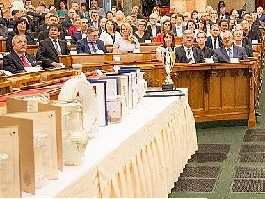 ÉMIN védjegy: 60 győztes