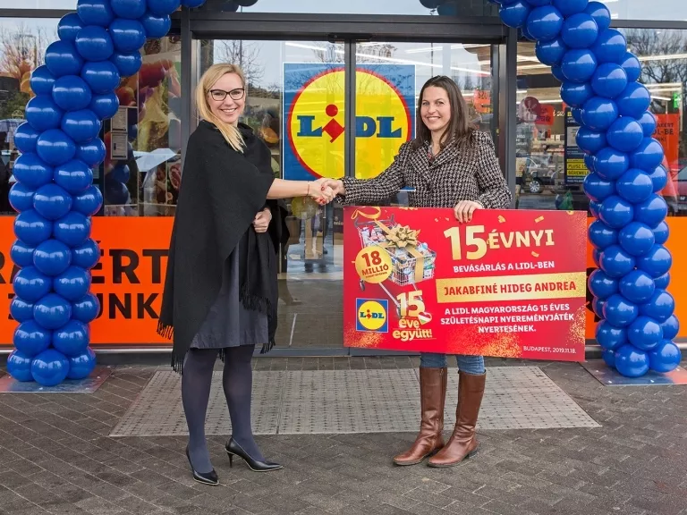 Kampánnyal ünnepelt a Lidl Magyarország