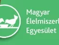 Tízezer szépkorút köszöntenek