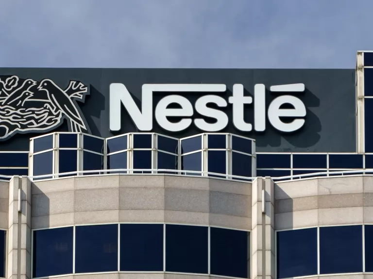 Járvány elleni harc: beszáll a Nestlé is
