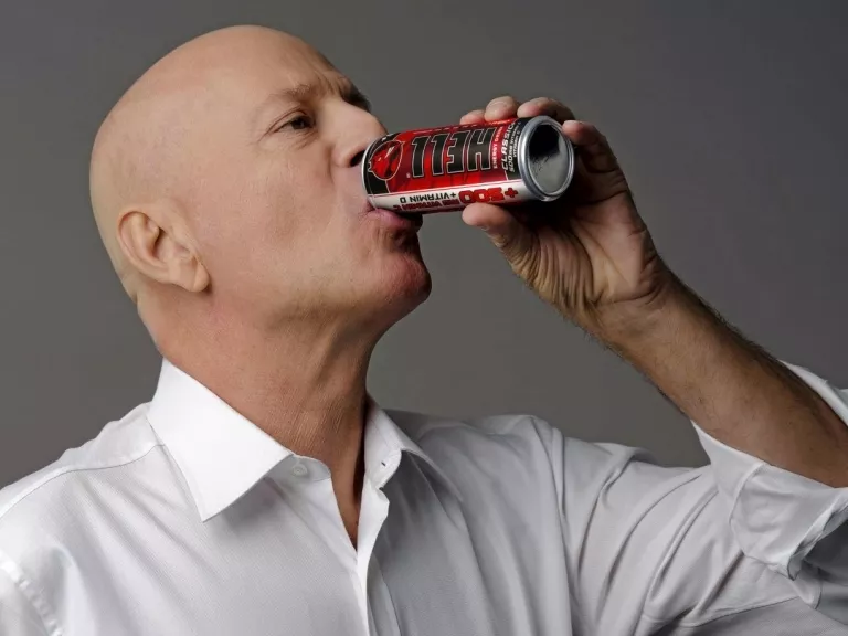 Indul a HELL új kampánya Bruce Willis-szel