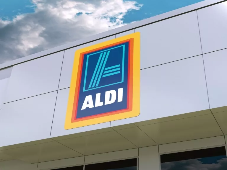 Csalók élnek vissza az ALDI nevével