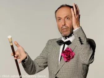 Ki a borzalmasabb: a celeb, a politikus vagy a filmsztár?