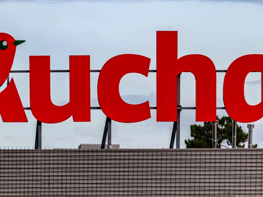 Új banki partnerrel terjeszkedik az Auchan