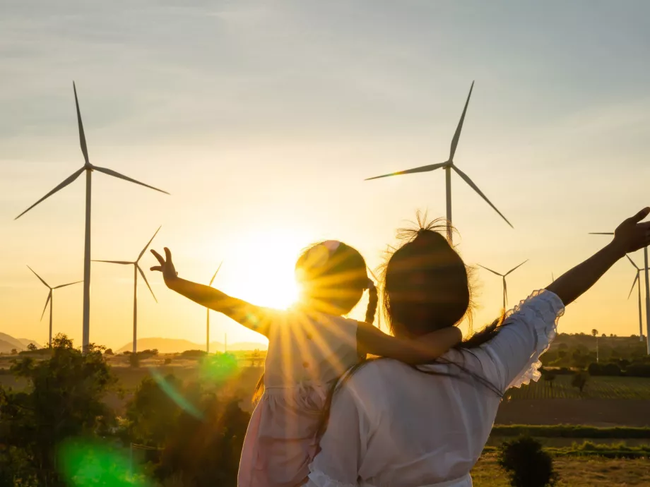 A zöld energia vakfoltja: a megújulók terjedése mellett is tovább nő a kibocsátás