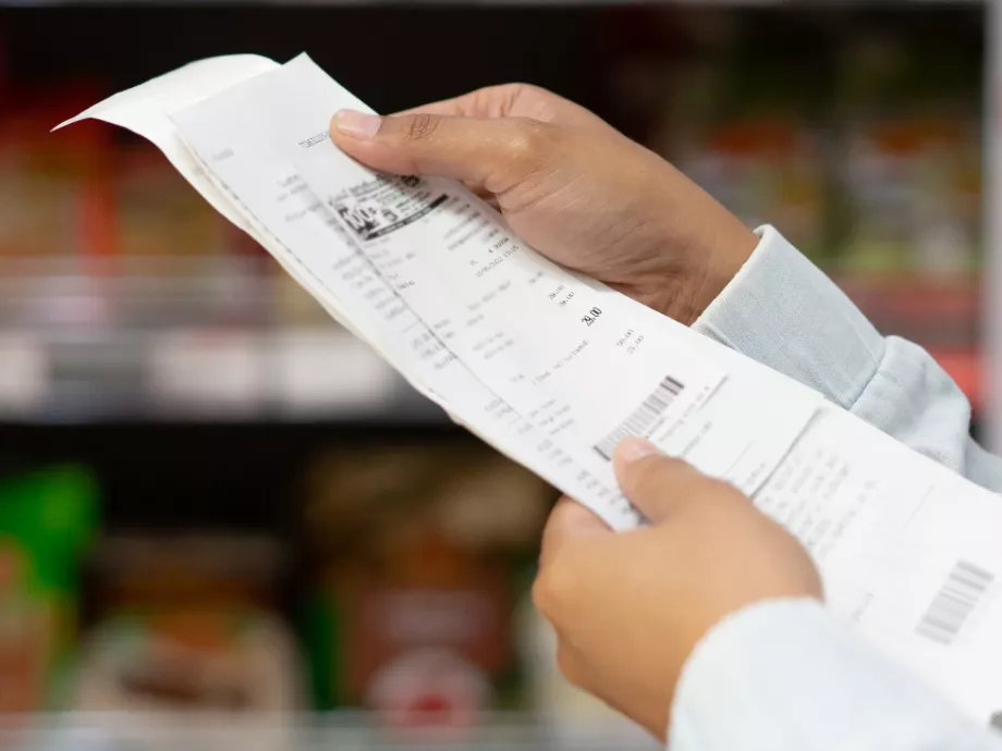 Újabb alapélelmiszerek árát mérsékli a kormány decembertől