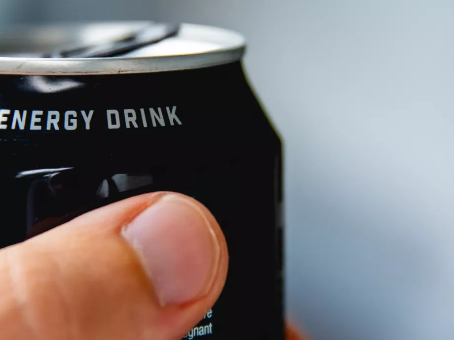 Magyar Energiaital Szövetség: Nem az energiaitalokat tiltották be!