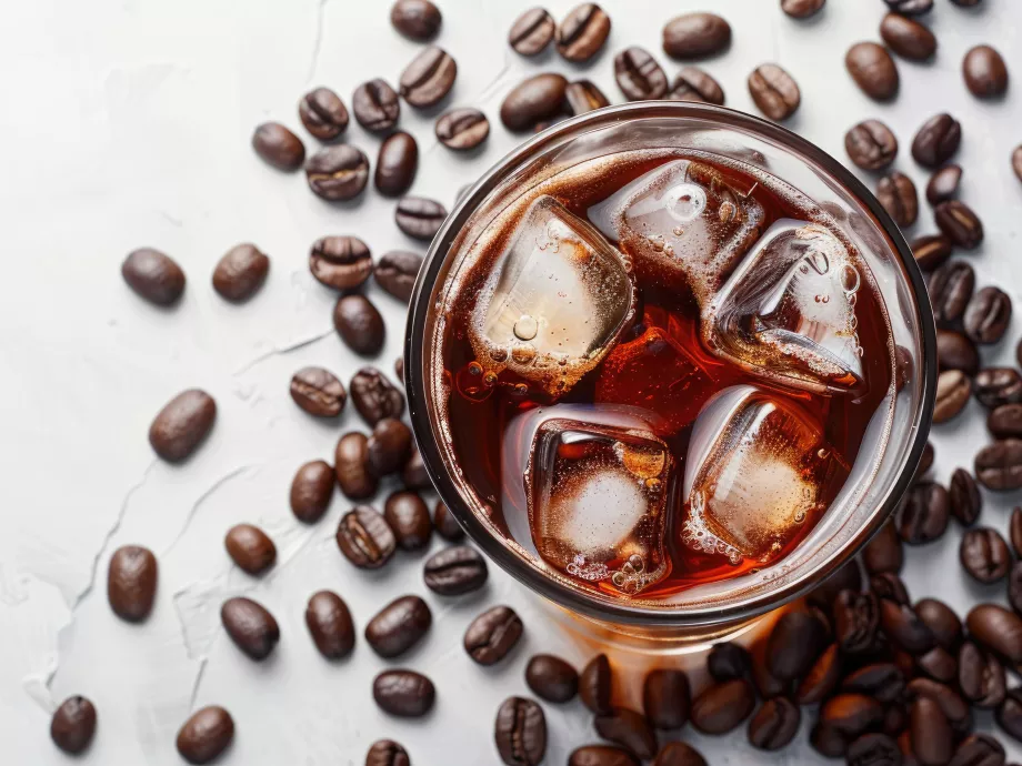 Üzenetes csomagolással erősít a HELL ICE COFFEE a nyári szezonban