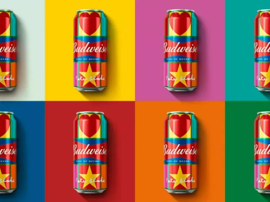 Pop-art stílusú sörösdobozokat tervezett a Budweiser a Beatles grafikusával