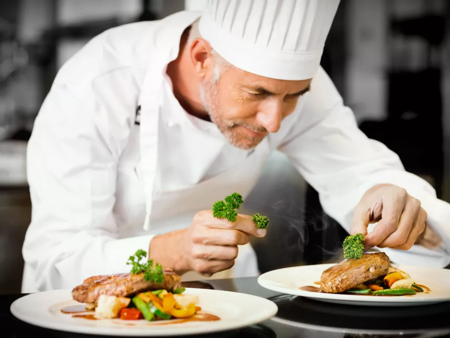 Rénszarvas és norvég égetett szesz - megvannak a kötelező elemek az idei trondheimi Bocuse d'Oron