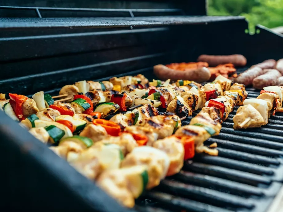 Tippek a tökéletes kerti grillezéshez kánikulában