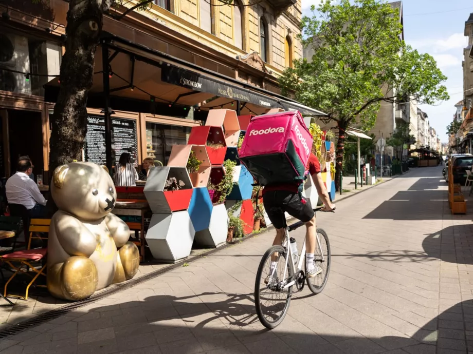 Egy ritmusra jár a Spotify és a foodora