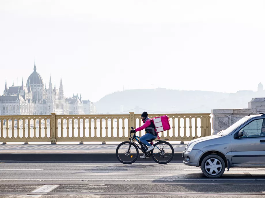 21 új városban vált elérhetővé idén a foodora