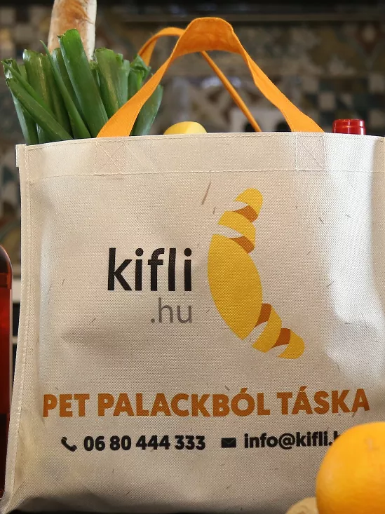 Korábban indul az iskolakezdési bevásárlás