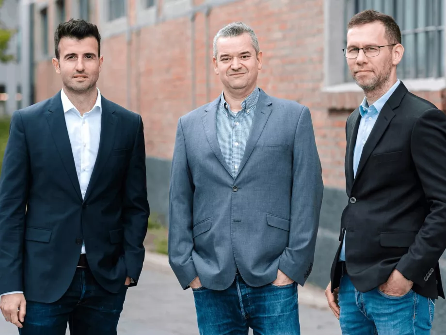 Millió dolláros befektetés magyar mesterséges intelligencia cégnél