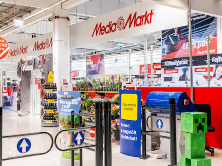 Dunakeszin és Gödöllőn nyitotta meg új műszaki áruházait a MediaMarkt