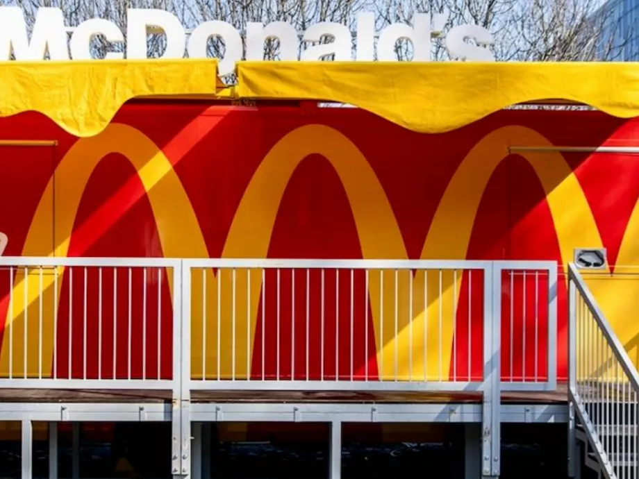 McDonald’s Kamion nyílt a Nyugati pályaudvarnál