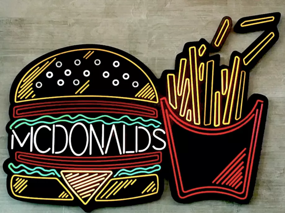 A sarki
fény is beköltözik a McDonald’s-ba