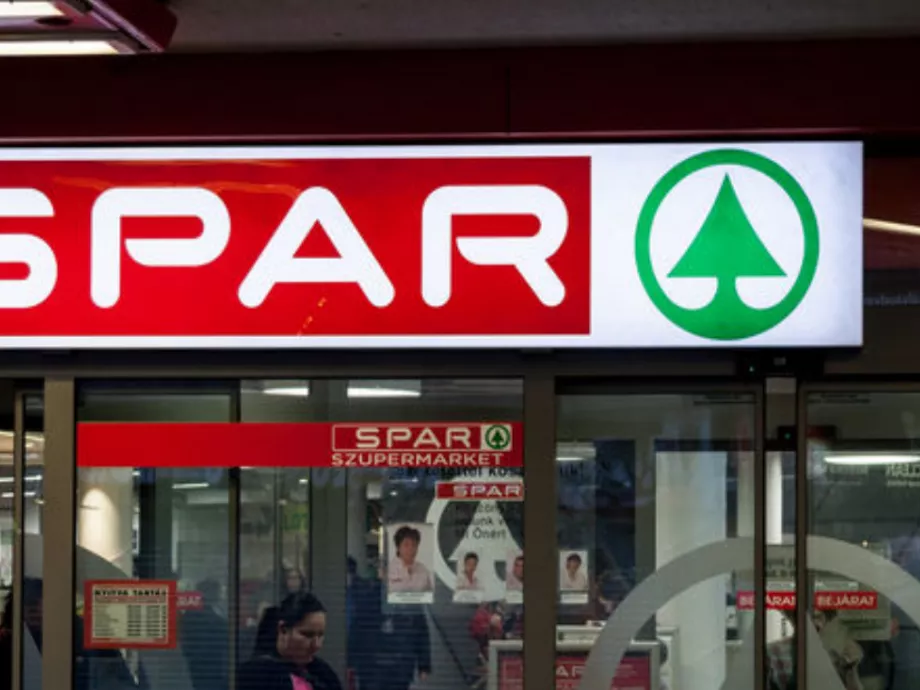 Klímabarát szupermarketet nyitott a Spar